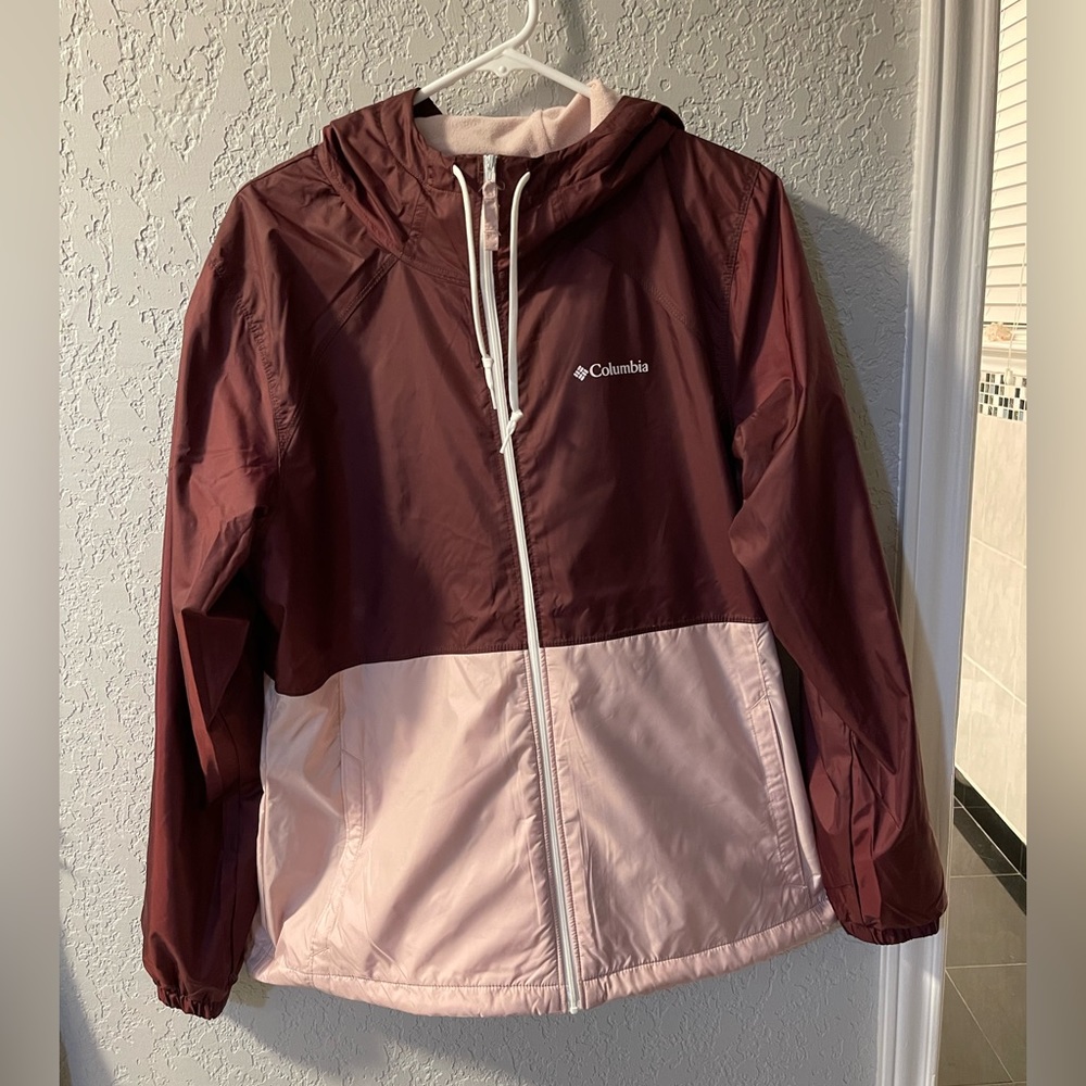 Columbia Center Ridge Lined Windbreaker